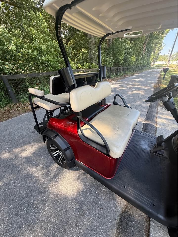 2017 New Lithium Ezgo Rxv 4-seater! 28mph! street lights! radio! - Image 4