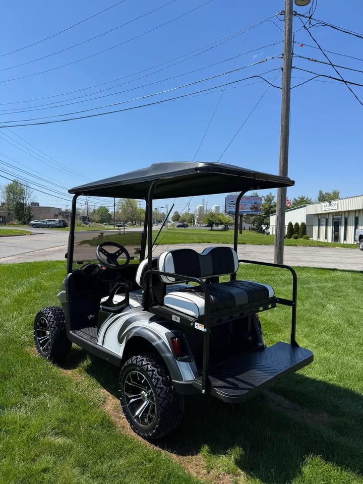 2020 Ezgo RXV EFI GAS Golf Cart - Image 5