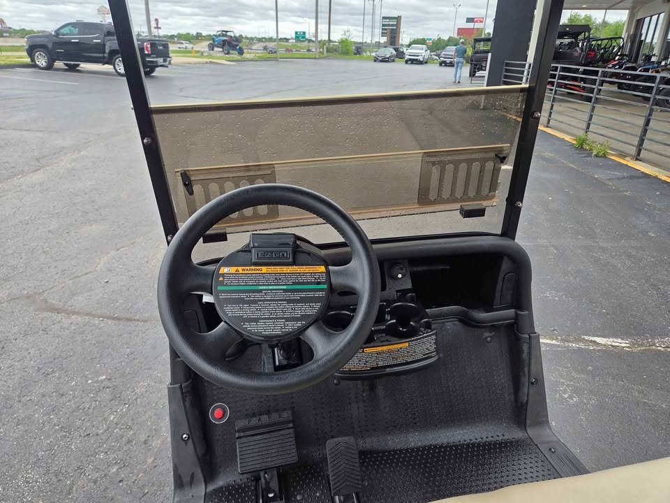2022 E-Z-GO gas golf cart efi - Image 3