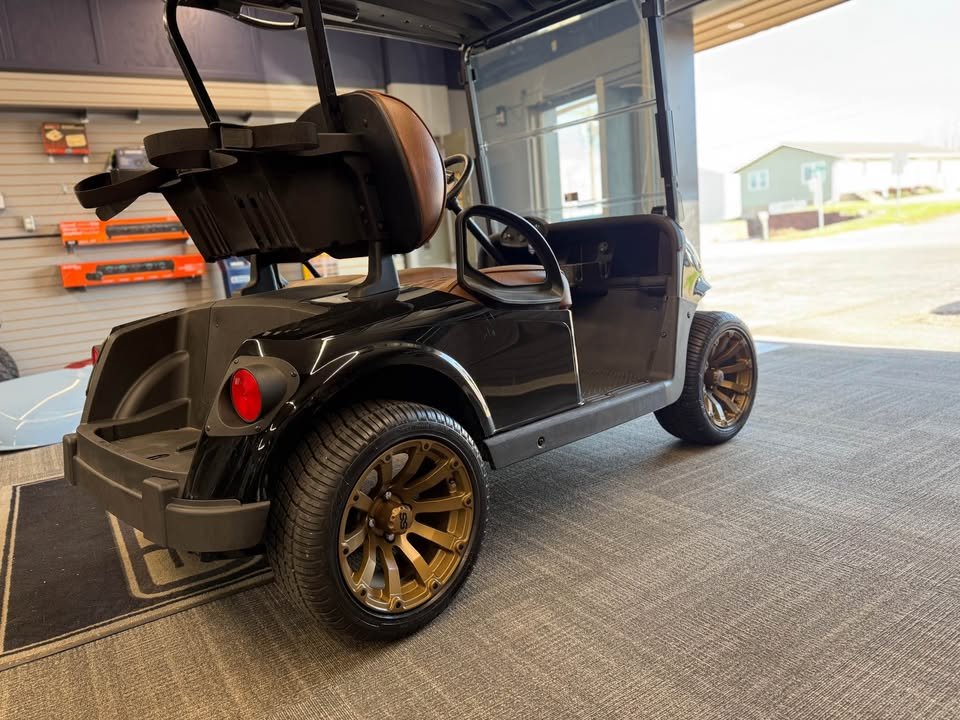 2022 EZGO rxv elite lithium
