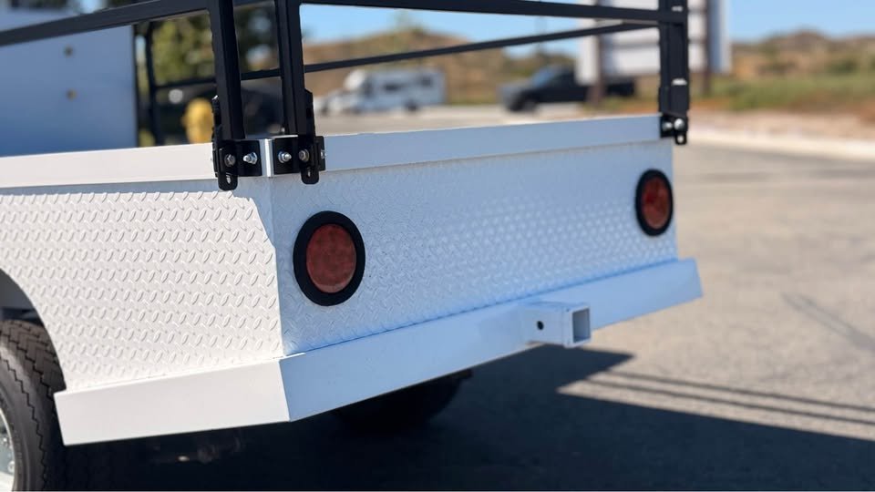 2022 EZGO rxv flatbed lithium - Image 5
