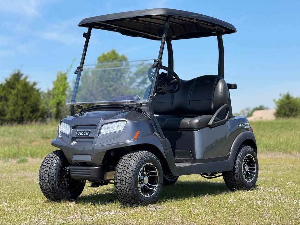 2027 Club Car Onward Lithium golf cart