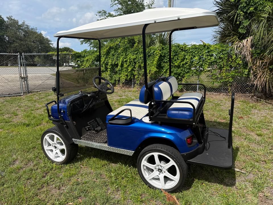 Ez-go custom golf cart - Image 3