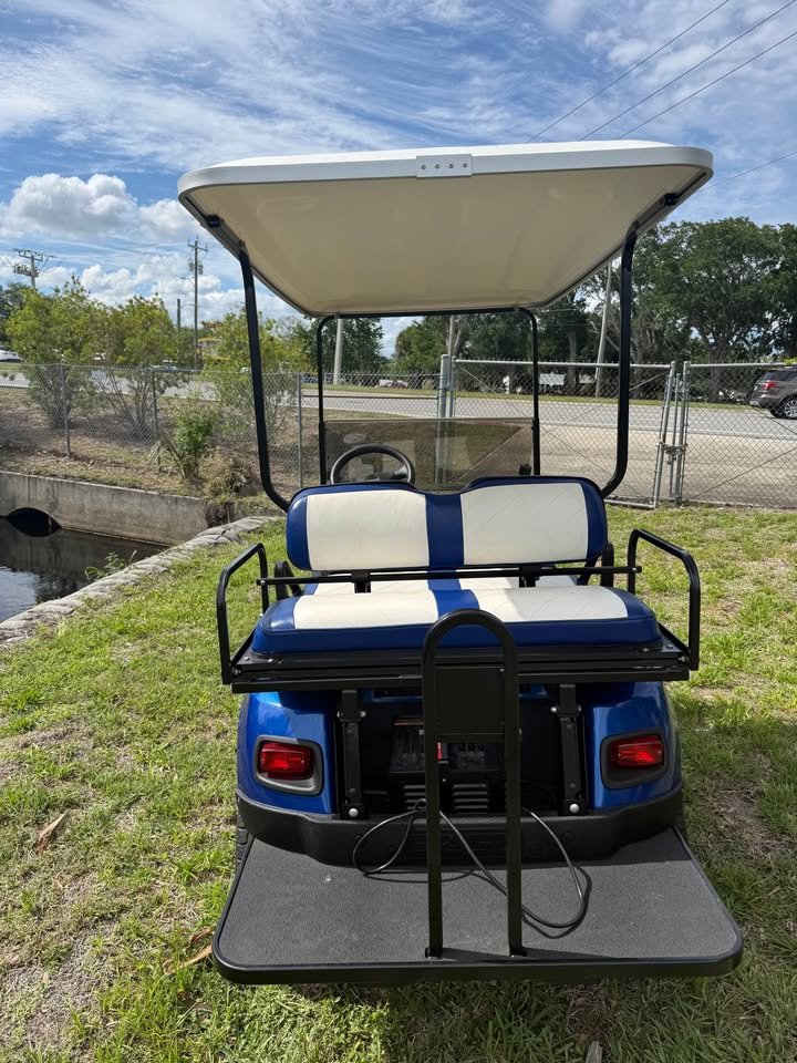 Ez-go custom golf cart - Image 4